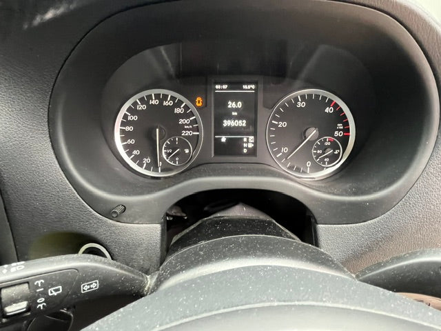 Instrument cluster showing 396,052 kilometres in Mercedes-Benz Vito