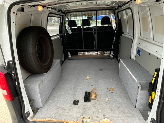Rear cargo area of short wheelbase Mercedes-Benz Vito